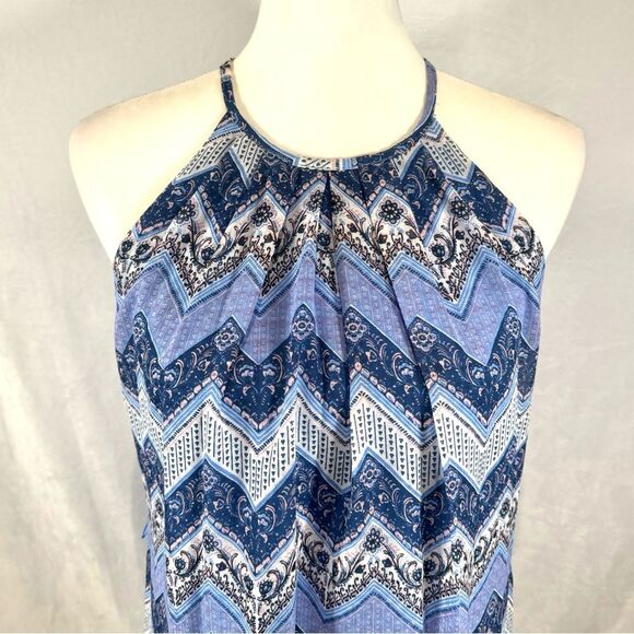 Periwinkle blue white and pink chevron print halter sundress size small - Picture 2 of 4